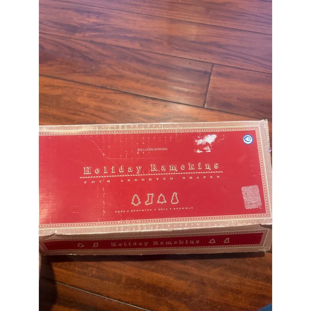 Williams-Sonoma Holiday Ramekins Set of 4 White Ceramic